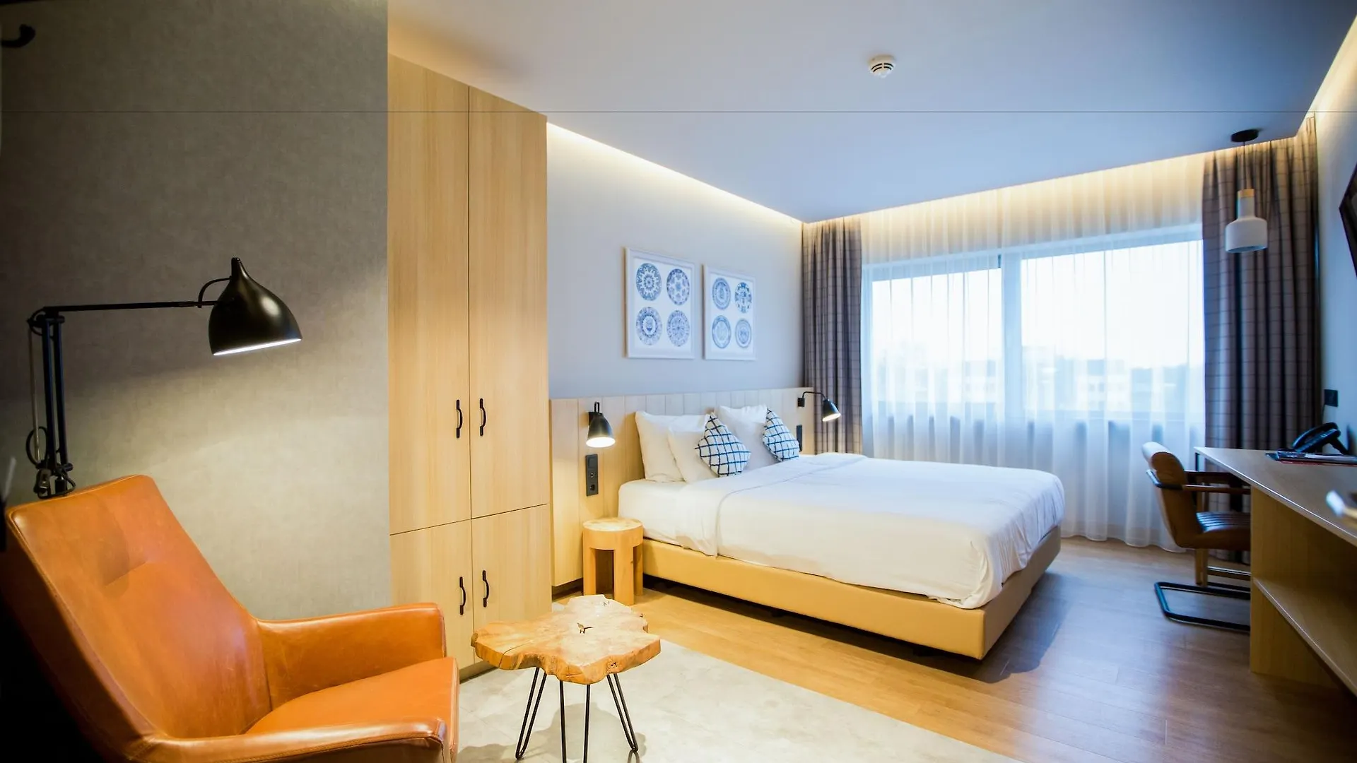 Urban Lodge Hotel Amszterdam 4*,  Hollandia